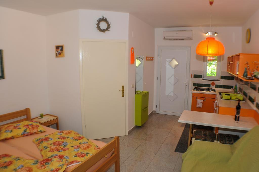 Apartments Finida Poreč Oda fotoğraf